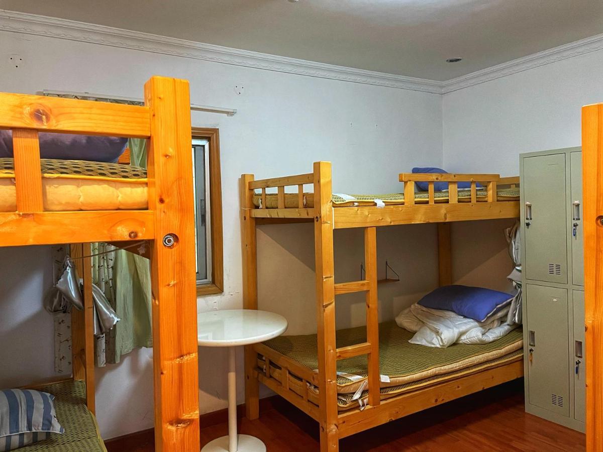 Yellow House Hostel Huizhou West Lake Exterior photo