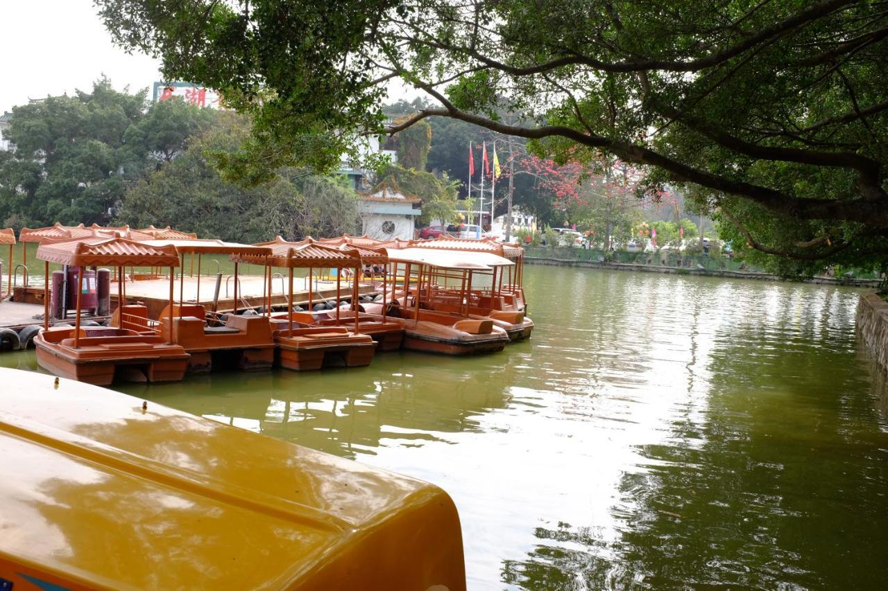 Yellow House Hostel Huizhou West Lake Exterior photo