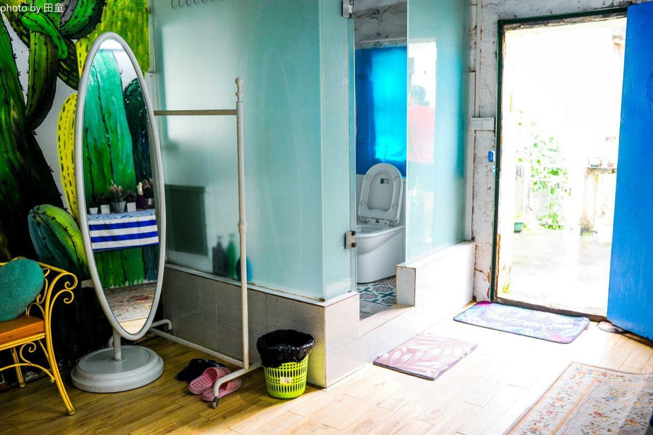 Yellow House Hostel Huizhou West Lake Exterior photo