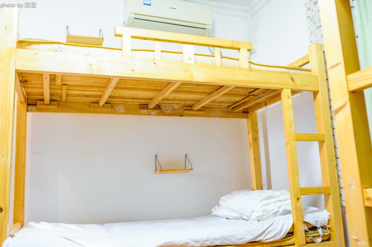 Yellow House Hostel Huizhou West Lake Exterior photo